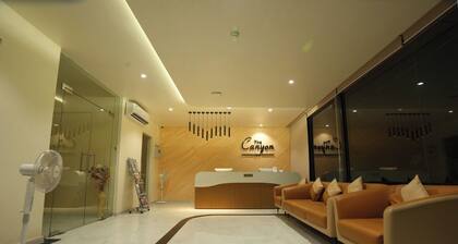 StayGuru The Canyon Inn