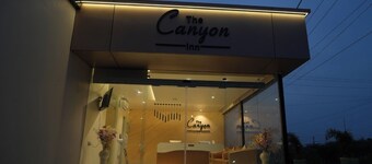 StayGuru The Canyon Inn 
