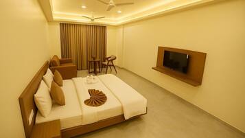 Executive Double Room | Desk, laptop workspace, iron/ironing board, rollaway beds