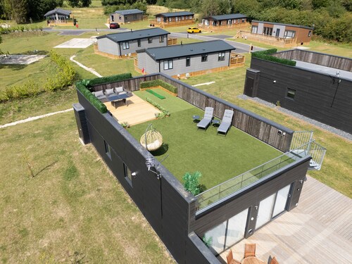 Host & Stay | Dalby Lodge