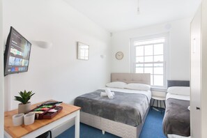 1 bedroom, travel cot, WiFi, bed sheets