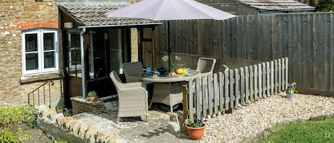 Cottage, 2 Bedrooms (The Sycamores) | Terrace/patio