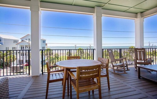 Joseph's Bay on Old 98 Elevator Private pool Beach