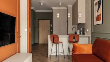 Apartment, Balcony | Living area