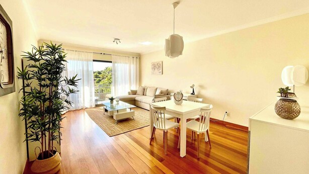 Dining room - Plaza Charming Flat Madeira (Santa Cruz)