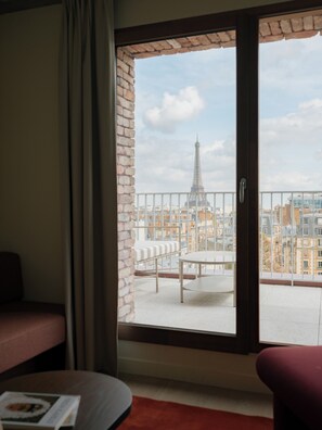 Four-Bedroom Penthouse Apartment | Terrace/patio