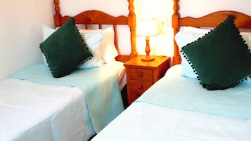 2 slaapkamers, een strijkplank/strijkijzer, wifi, beddengoed