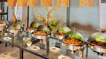 Desayuno bufé gratuito y diario