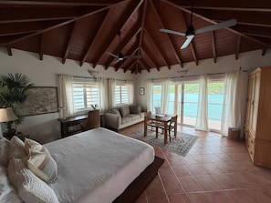 1 chambre, bureau, Wi-Fi, draps fournis