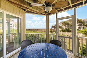 Outdoor dining - Port O' Call E104 - Walkout to Ocean/Pool! (Isle of Palms)
