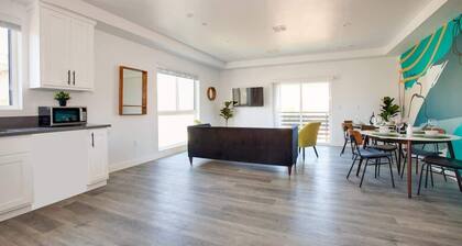 Luxury Townhome w/ Gated Parking & Private Balcony