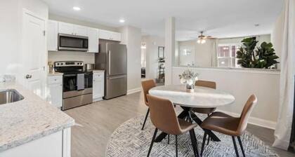 Comfy Cozy - Family Friendly - Pet Passionate