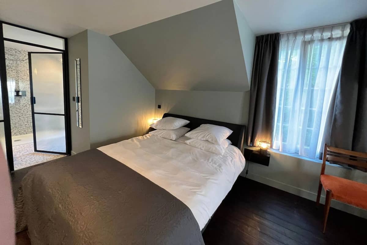 Basic Double Room, Garden View | WiFi (free)