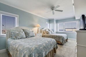 4 室のベッドルーム、アイロン / アイロン台、インターネット、ベッドシーツ