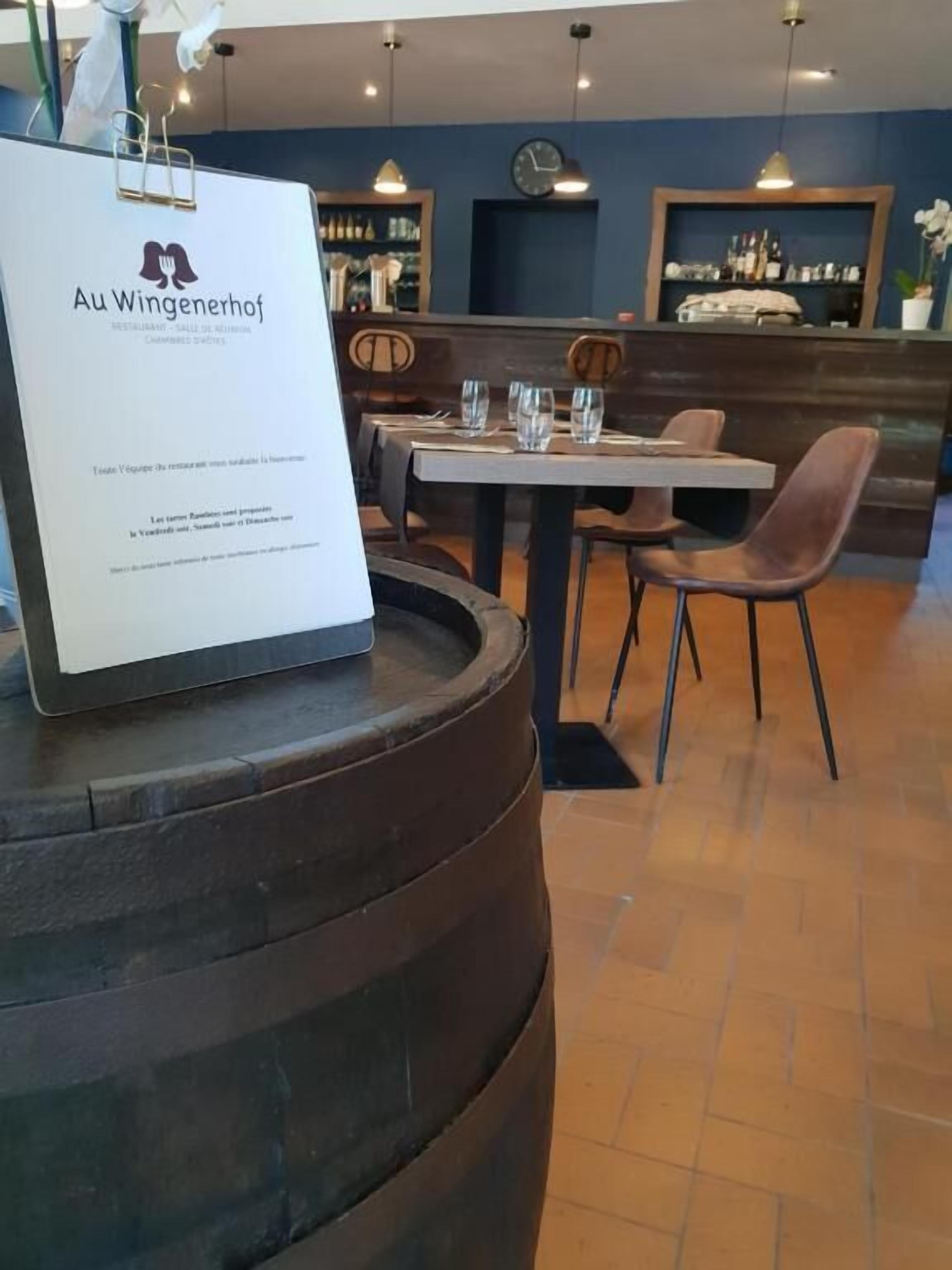 Bar (in der Unterkunft)