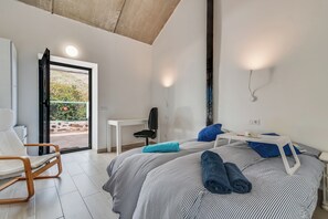 2 dormitorios, tabla de planchar con plancha, wifi y ropa de cama