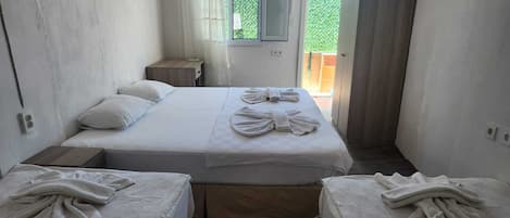 Free WiFi, bed sheets
