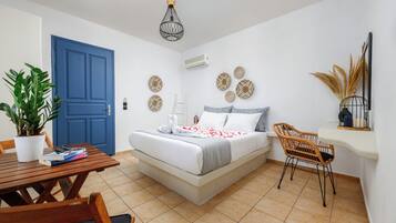 Superior Double Room, Partial Ocean View