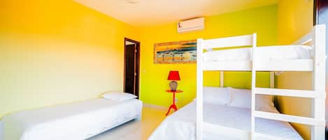 Ferienhaus, 3 Schlafzimmer, Klimaanlage, am Strand