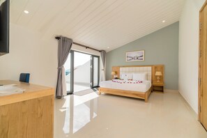 8 bedrooms, iron/ironing board, WiFi, bed sheets - Charming 8-bedroom bed & breakfast with AC, WiFi in welcoming Hội An (Thành phố Hội An)