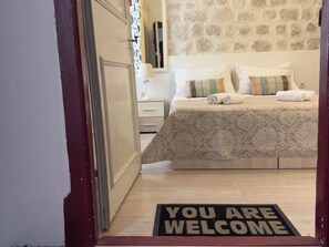 1 bedroom, WiFi, bed sheets - Cozy studio Lučić 1 (Dubrovnik)
