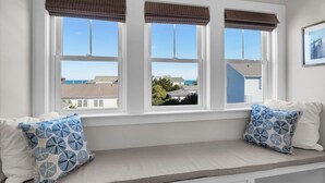 Interior - Ocean & Sound Views, Elevator, Close to Beach & Dining! (Wrightsville Beach)