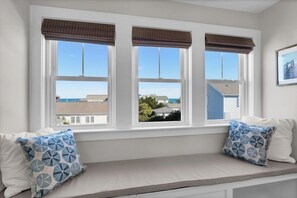 Interior - Ocean & Sound Views, Elevator, Close to Beach & Dining! (Wrightsville Beach)