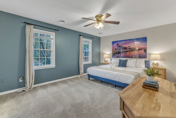 4 chambres, fer et planche à repasser, Wi-Fi, literie fournie