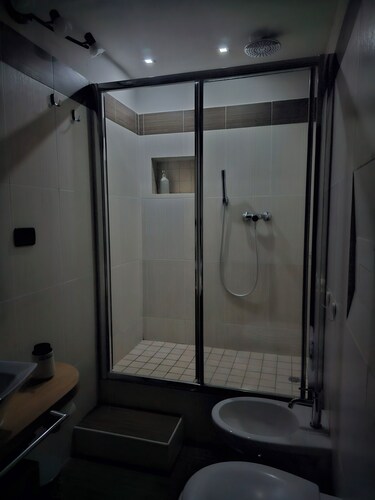 Cozy and quiet apartment in ideal location in Reggio Cal.