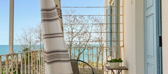 Villa Gelsomini - Two Bedroom Apartment, Sleeps 7