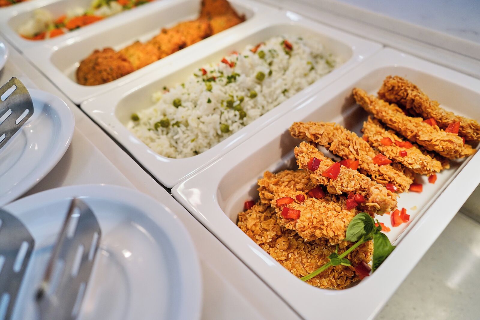 餐飲