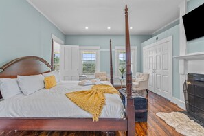 7 bedrooms, iron/ironing board, Internet, bed sheets