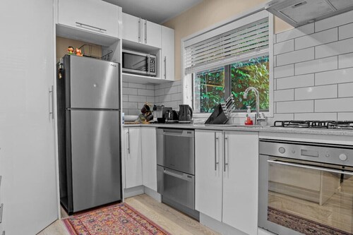 Seaside Bougainvillea Retreat close to Beaches