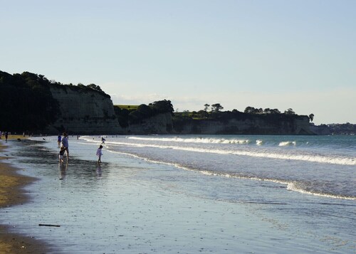 Seaside Bougainvillea Retreat close to Beaches