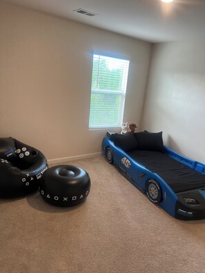 Interior - Spacious 5-bedroom house with WiFi, AC in charming Grovetown (Grovetown)