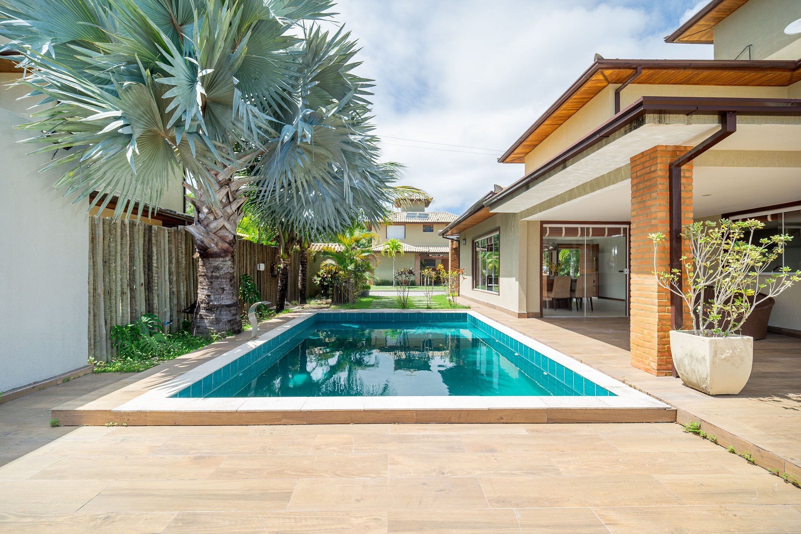 디럭스 하우스, 침실 4개, 에어컨 | 수영장 | 실내 수영장, 야외 수영장, 09:00 ~ 19:00 오픈, 수영장 파라솔, 일광욕 의자