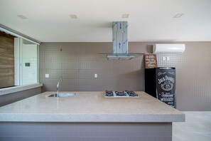 Casa Deluxe, 4 habitaciones, aire acondicionado | Interior