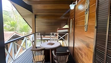 Villa | Utendørsservering