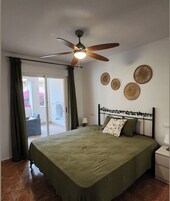 Apartamento | 2 dormitorios, tabla de planchar con plancha, wifi gratis y ropa de cama