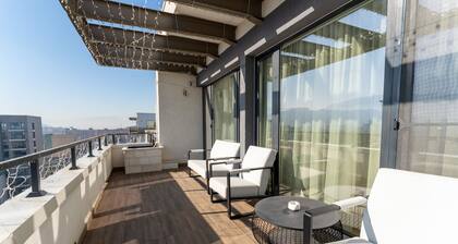 MoHost Penthous and MoHost View