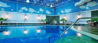 Enlux Hotel (Daming Lake Quan City Plaza)