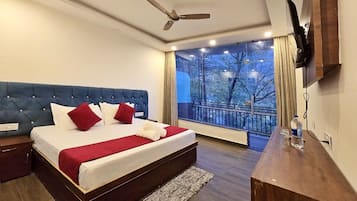 Superior Double Room | Iron/ironing board, free WiFi