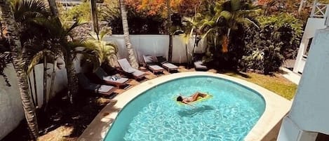 Piscine extérieure