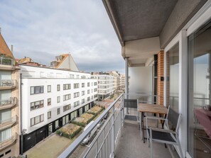 Apartment | Balcony - Sunny Stay by the Seaside (Knokke-Heist)