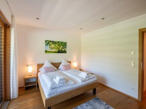 Apartment | 3 bedrooms, individually furnished, bed sheets - Apartment in Tyrol Near Kitzbuhel (Jochberg)