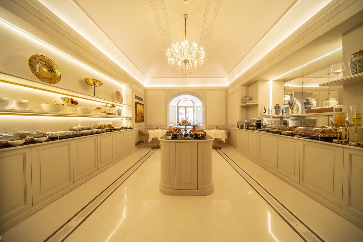 Tägliches inbegriffenes Frühstücksbuffet