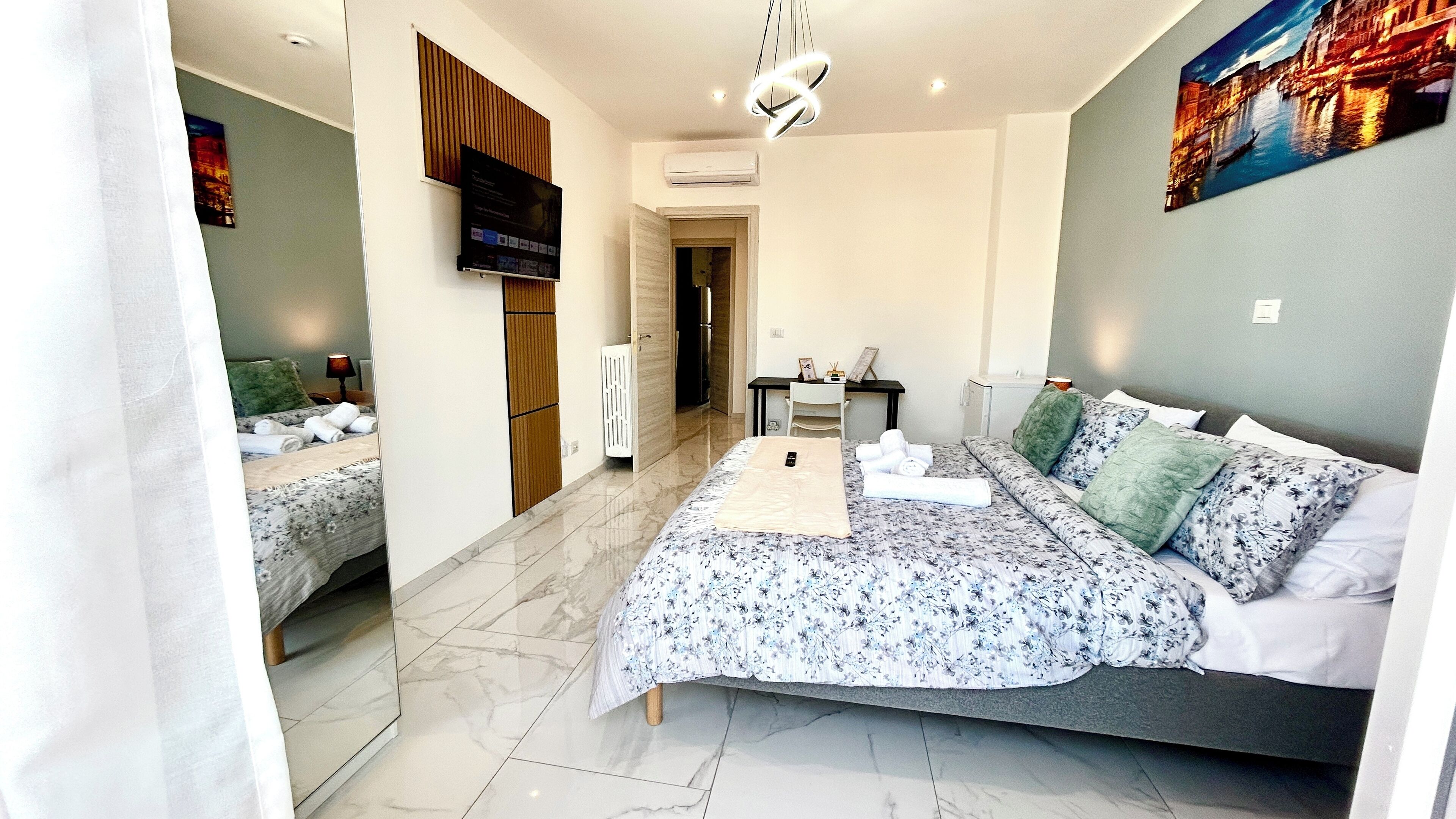 2 Schlafzimmer, Schreibtisch, Bügeleisen/Bügelbrett, kostenloses WLAN