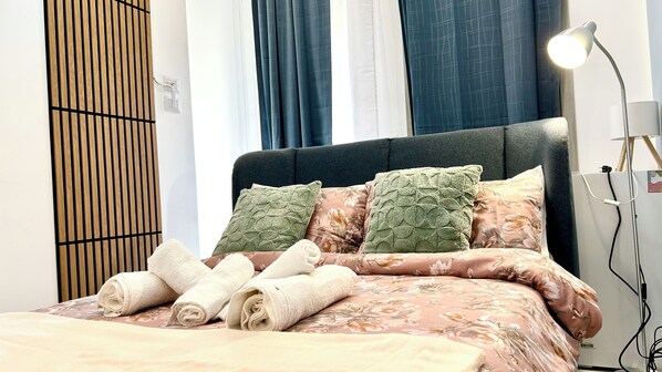 2 bedrooms, desk, iron/ironing board, free WiFi