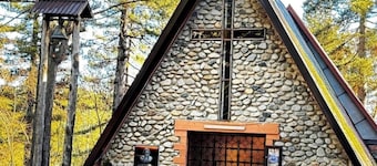 Tranquil apartment in Caprara with stunning views