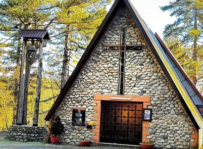 Tranquil apartment in Caprara with stunning views